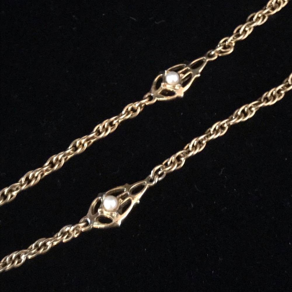 Vintage Gold Long Chain Tear Drop Pearl Links